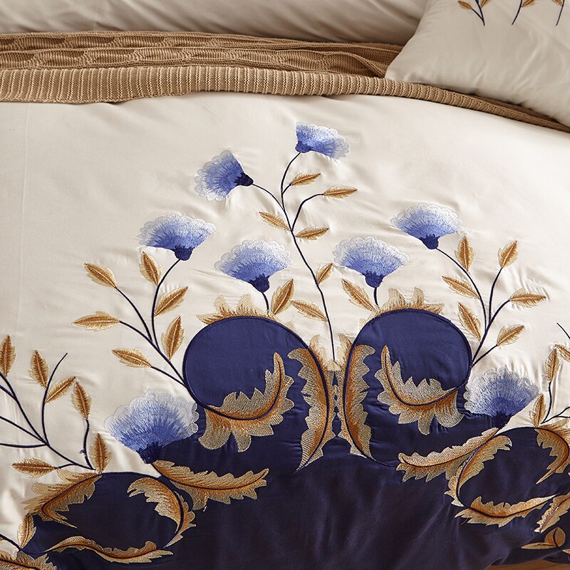 Zaydena Luxury Embroidered Egyptian Cotton Bedding Set