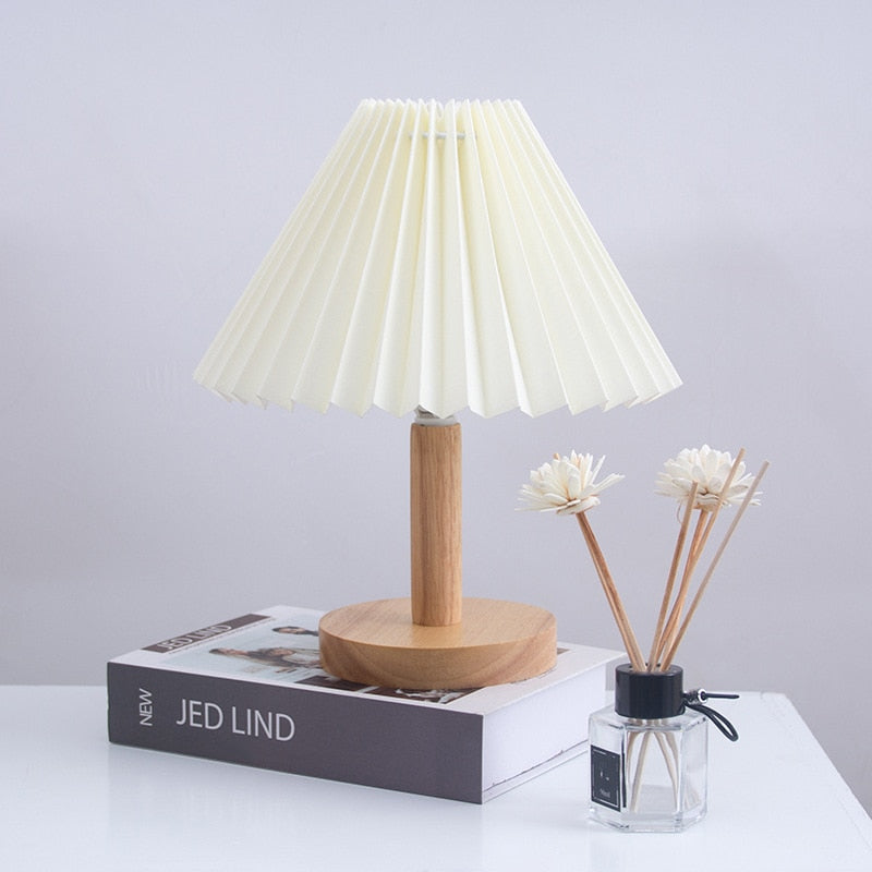 Korean Retro Pleated Table Lamp