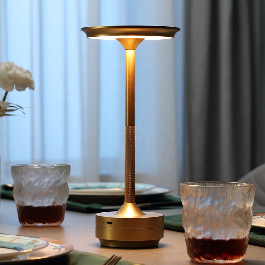 The "Disc" Rechargeable and Dimmable Aluminium Lamp