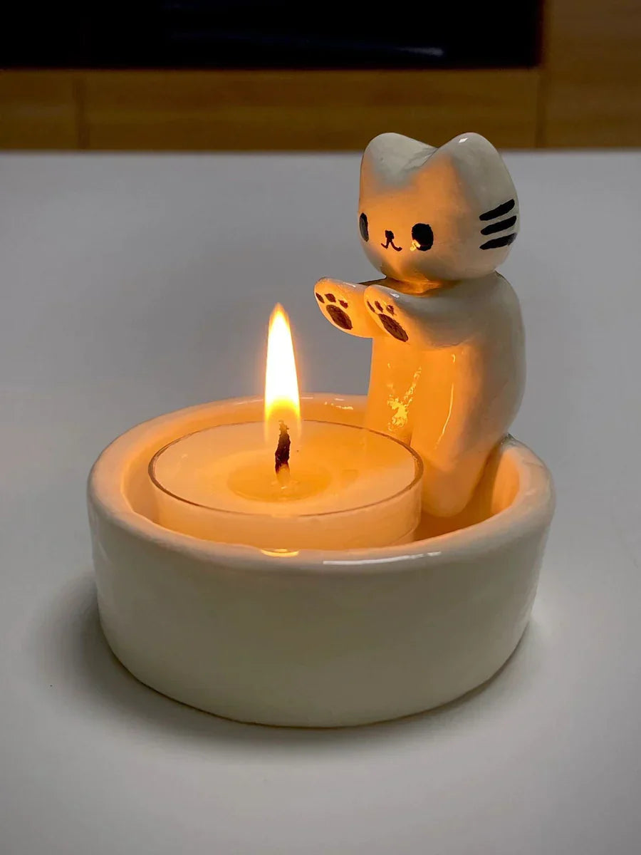 Candelabro con forma de gatito de dibujos animados