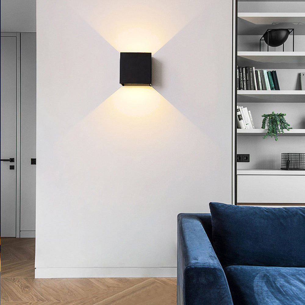 Adjustable Wall Light