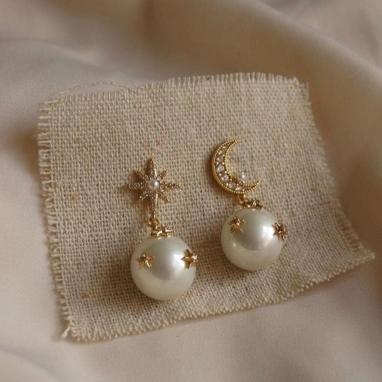 Boucle d'oreille en perles étoile et lune