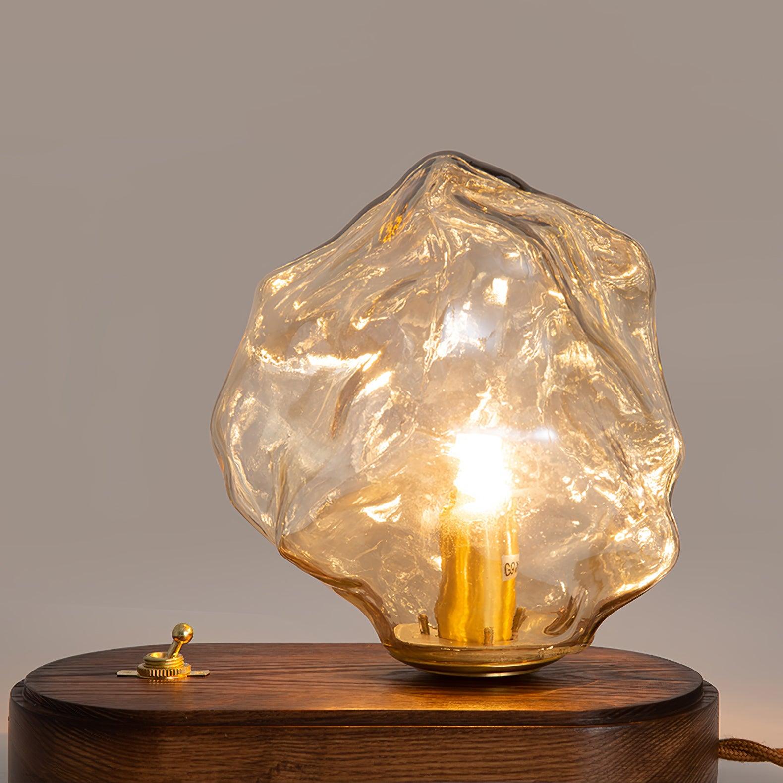 FrostedGlass - Sofistikeret bordlampe