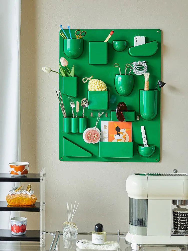 Kenova Wall Rack