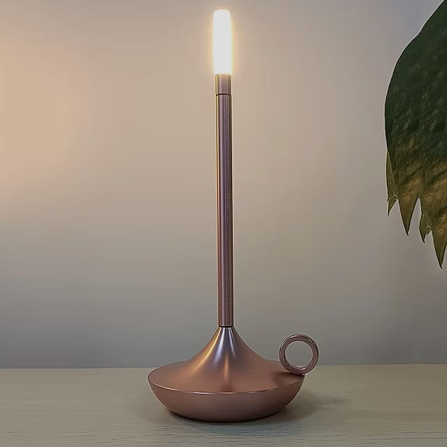 Nordic Candle Holder Light – Minimalistische skandinavische Tischlampe