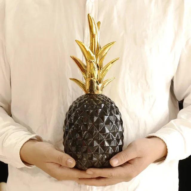 LumiPine - Gold Pineapple Home Decor