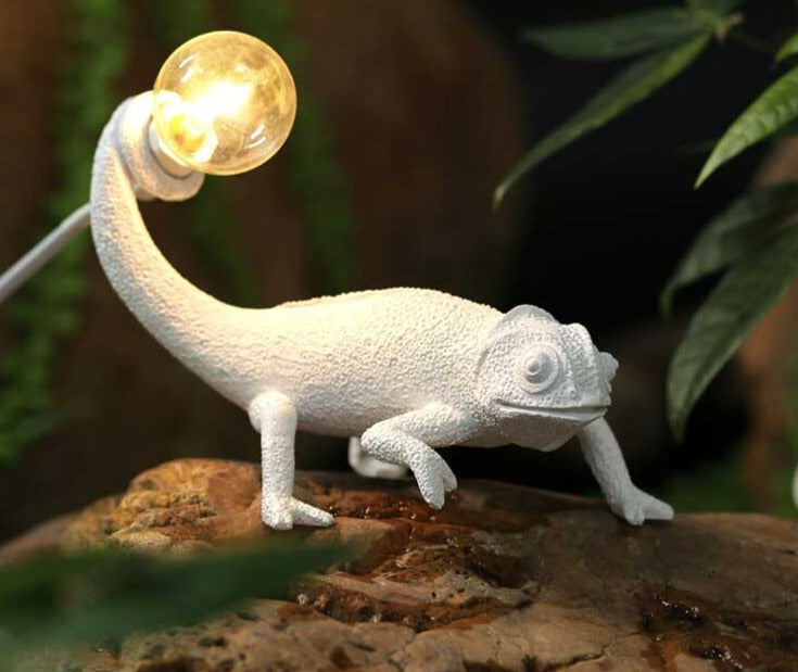 Nordic White Lizard Chameleon lamppu yövalo