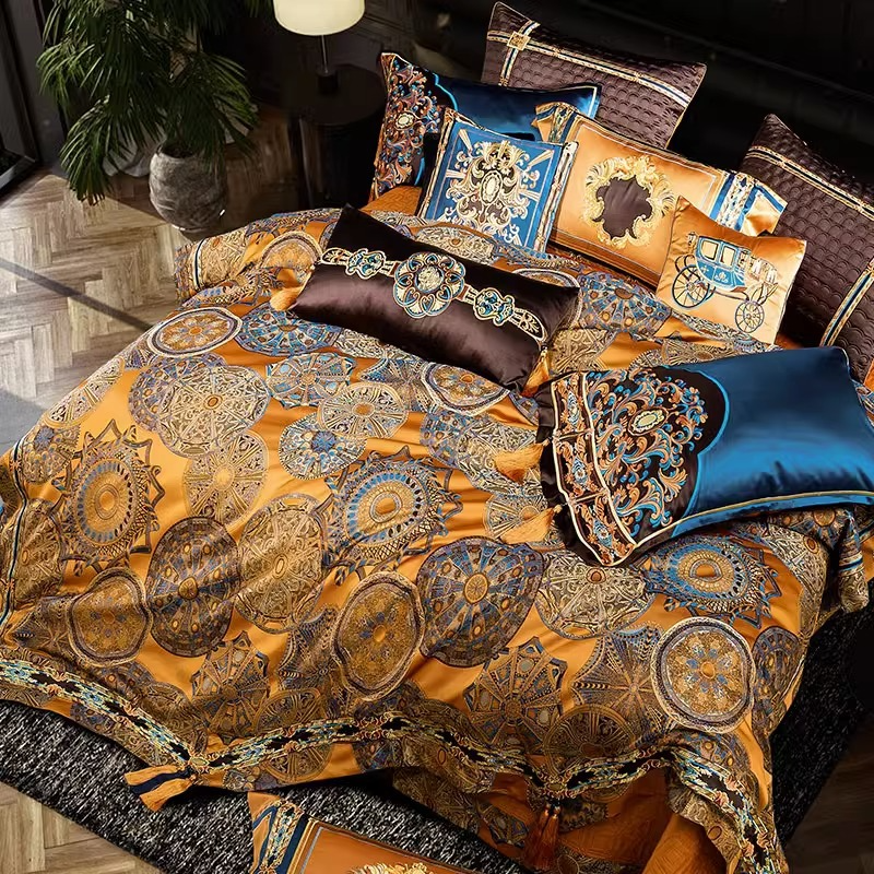 Conjunto de Roupa de Cama em Satin Jacquard com Franjas Bordadas e Arredondadas