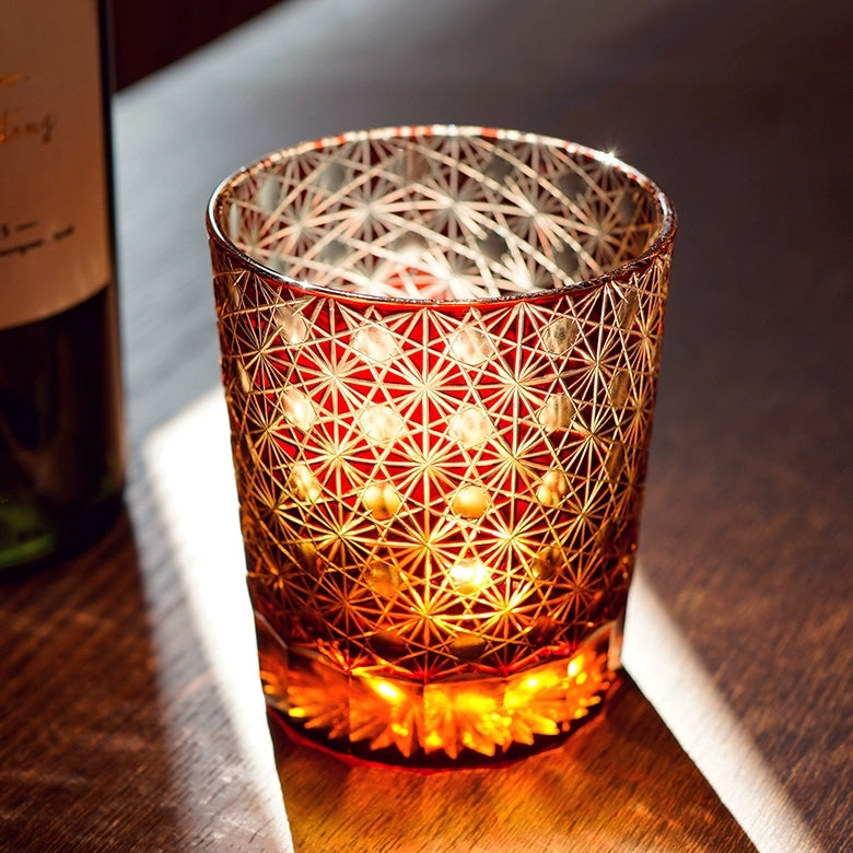 Edo Kiriko Håndlagde Amber Star Chrysanthemum Whiskyglass med treboks