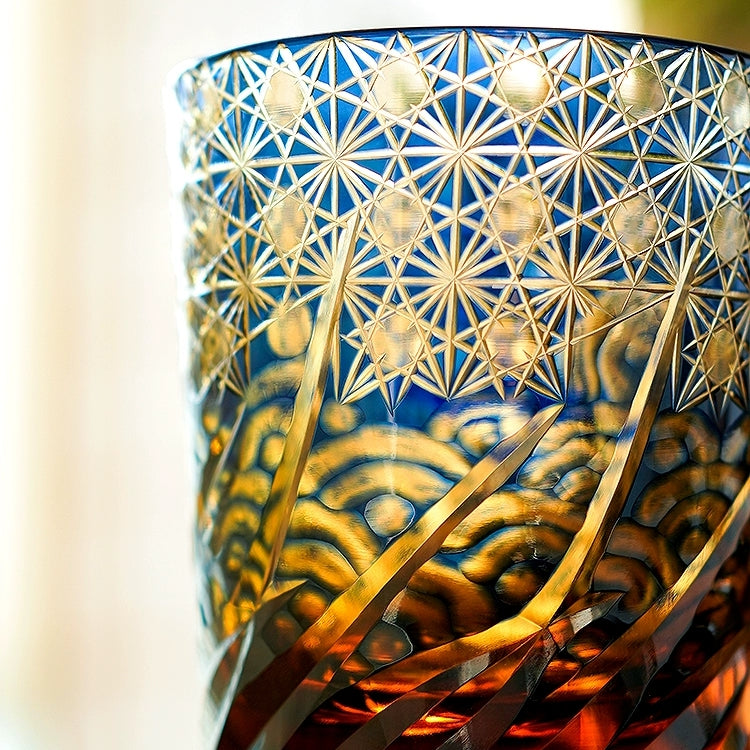 Verre à whisky ambré bleu fabriqué à la main Edo Kiriko avec boîte en bois