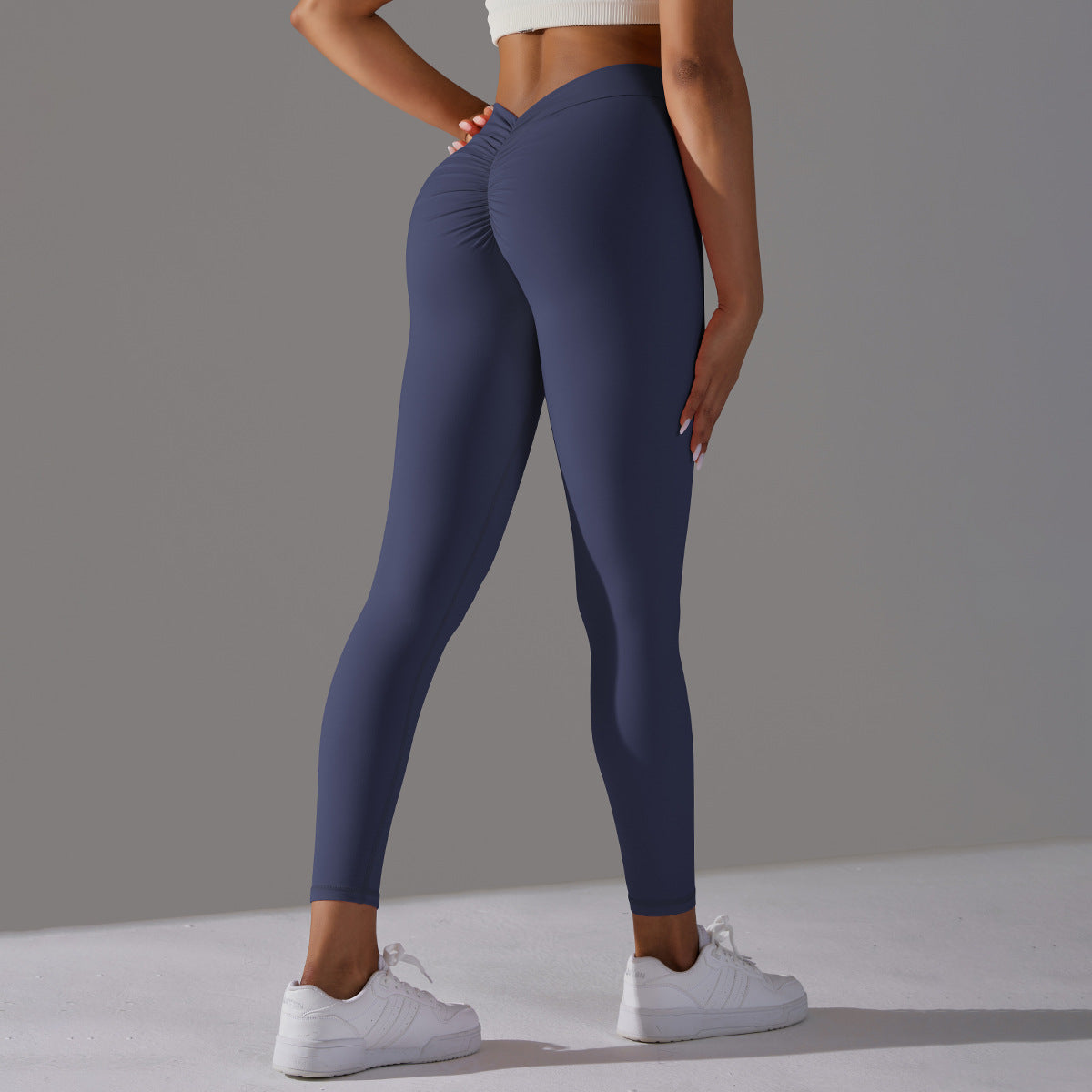 Leggings de cintura alta con espalda en V