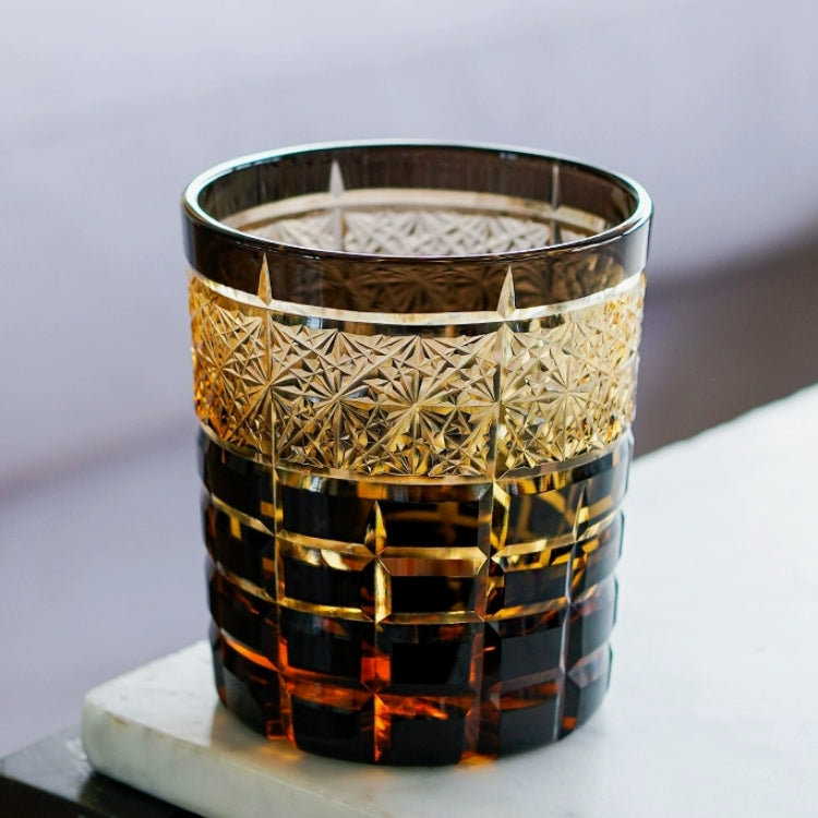 Vaso de whisky ámbar de diamante hecho a mano Edo Kiriko con caja de madera