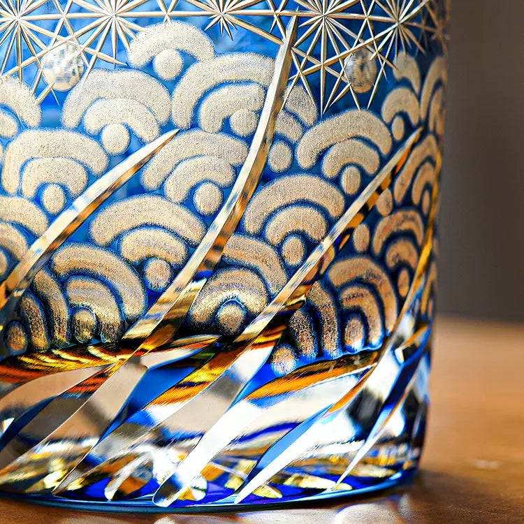 Verre à whisky ambré bleu fabriqué à la main Edo Kiriko avec boîte en bois