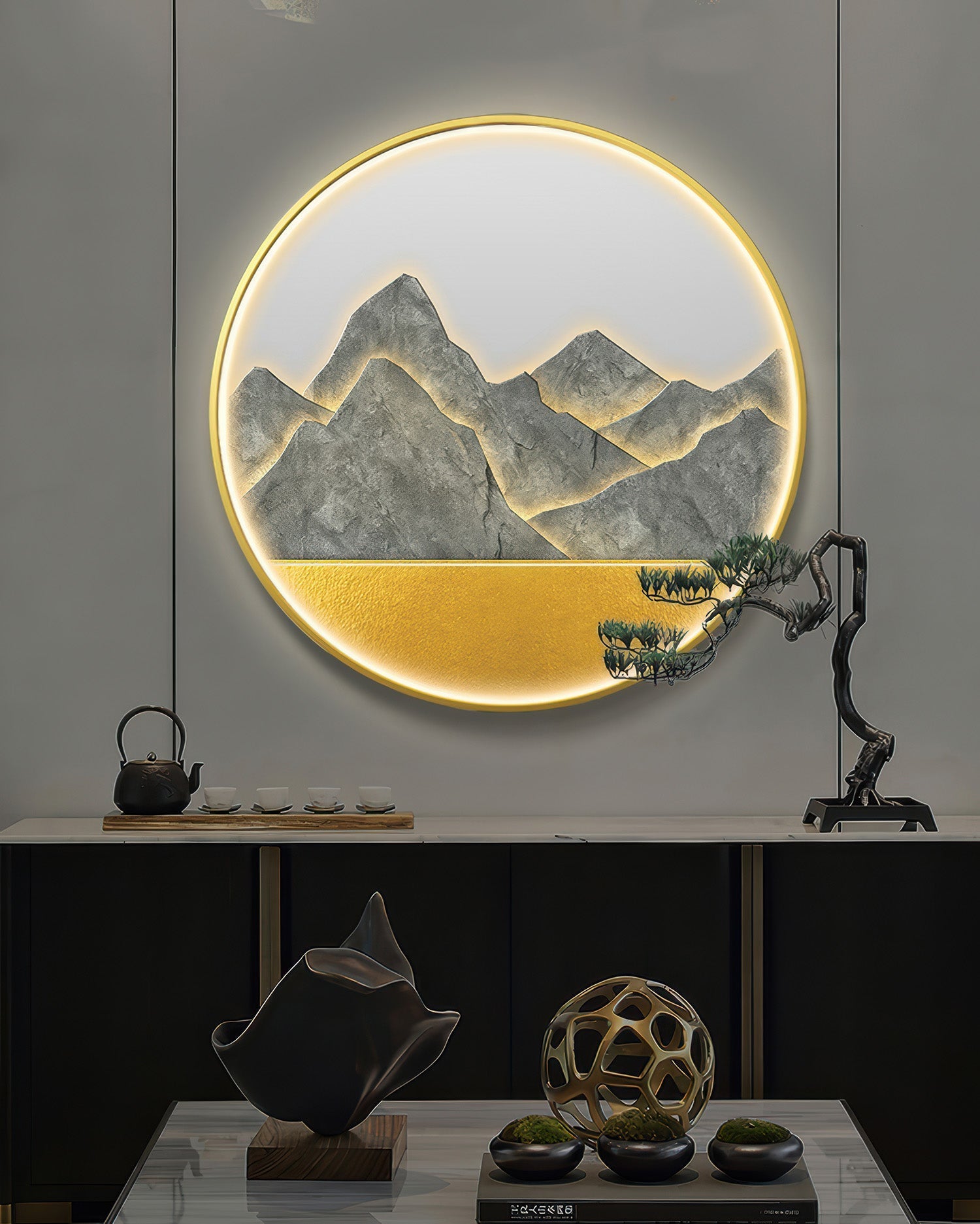 Modern Luxe Mountain Refuge Silhouette Circle Decor