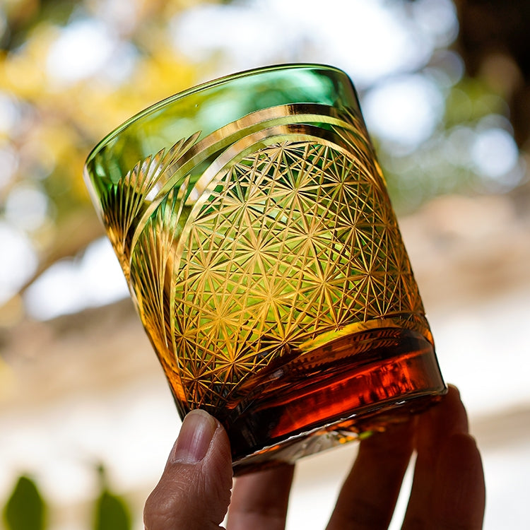 Verre à whisky en plumes de grue fabriqué à la main Edo Kiriko avec boîte en bois