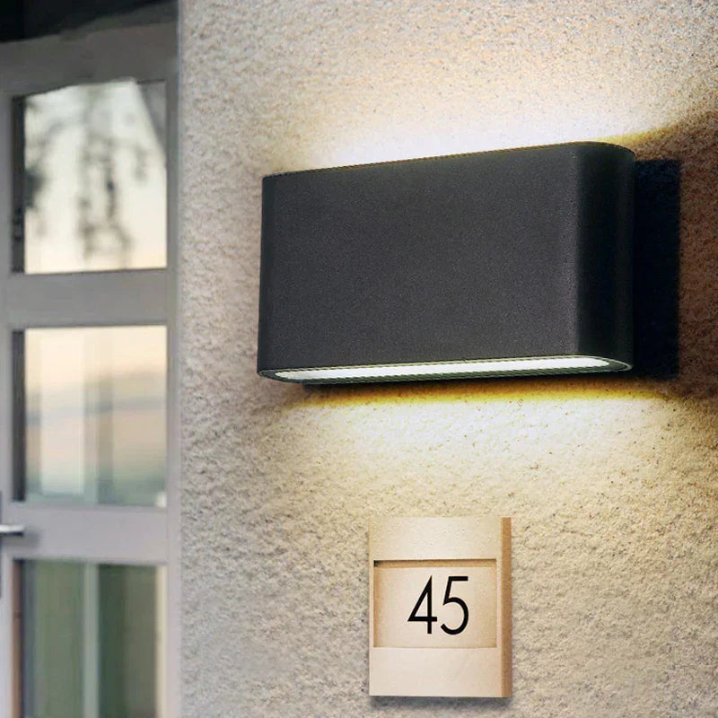 Hydrolite - Modern and Weatherproof Wall Lamp