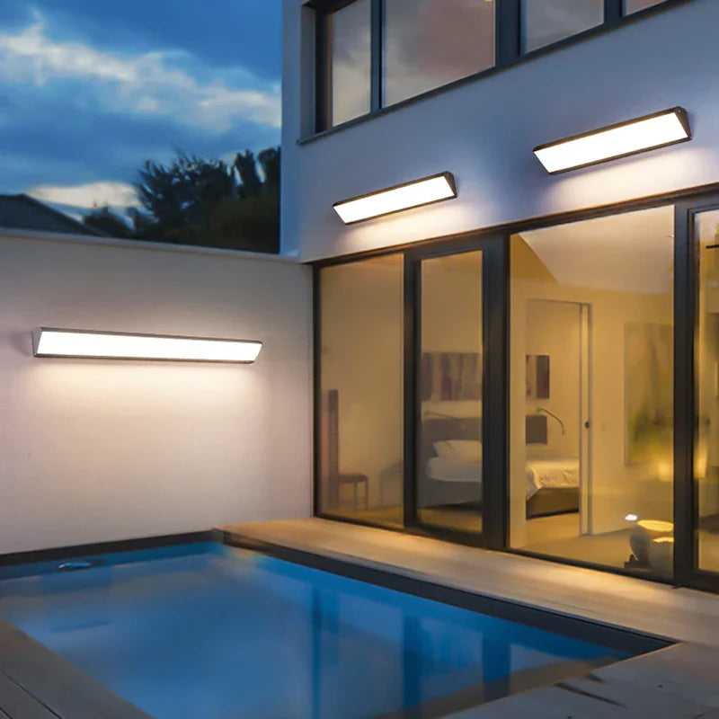 PatioGlow - Lámpara de pared LED impermeable