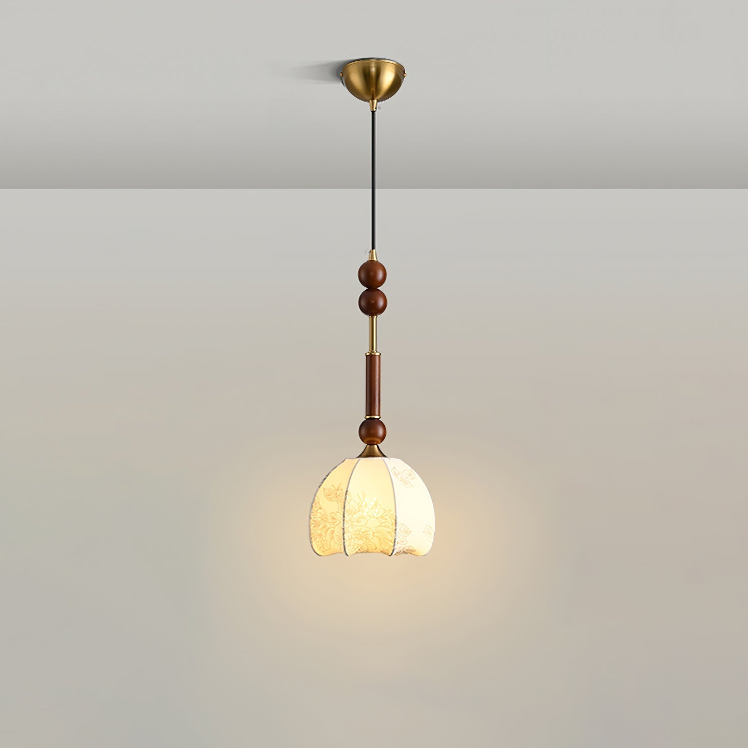 RomaLumière – Elegant Italian Pendant Lamp