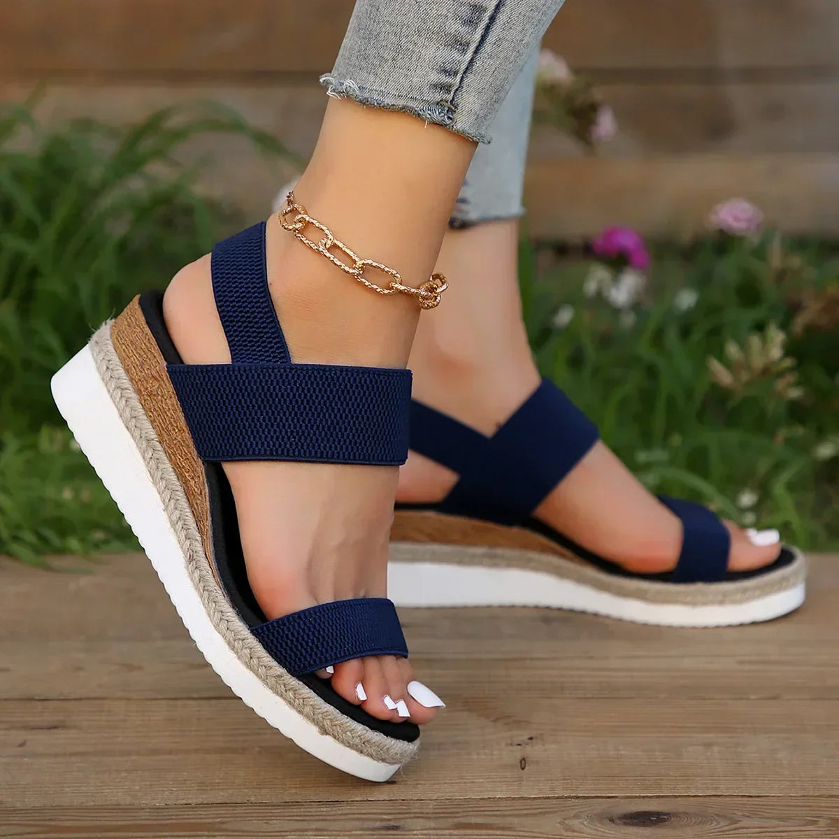 VIVIENNE SANDALS