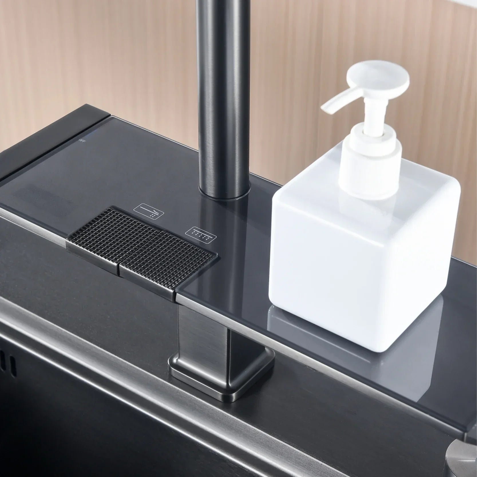 LuxChrome – Digital Kitchen Faucets