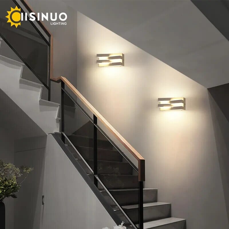 Minah Outdoor Wall Lamp