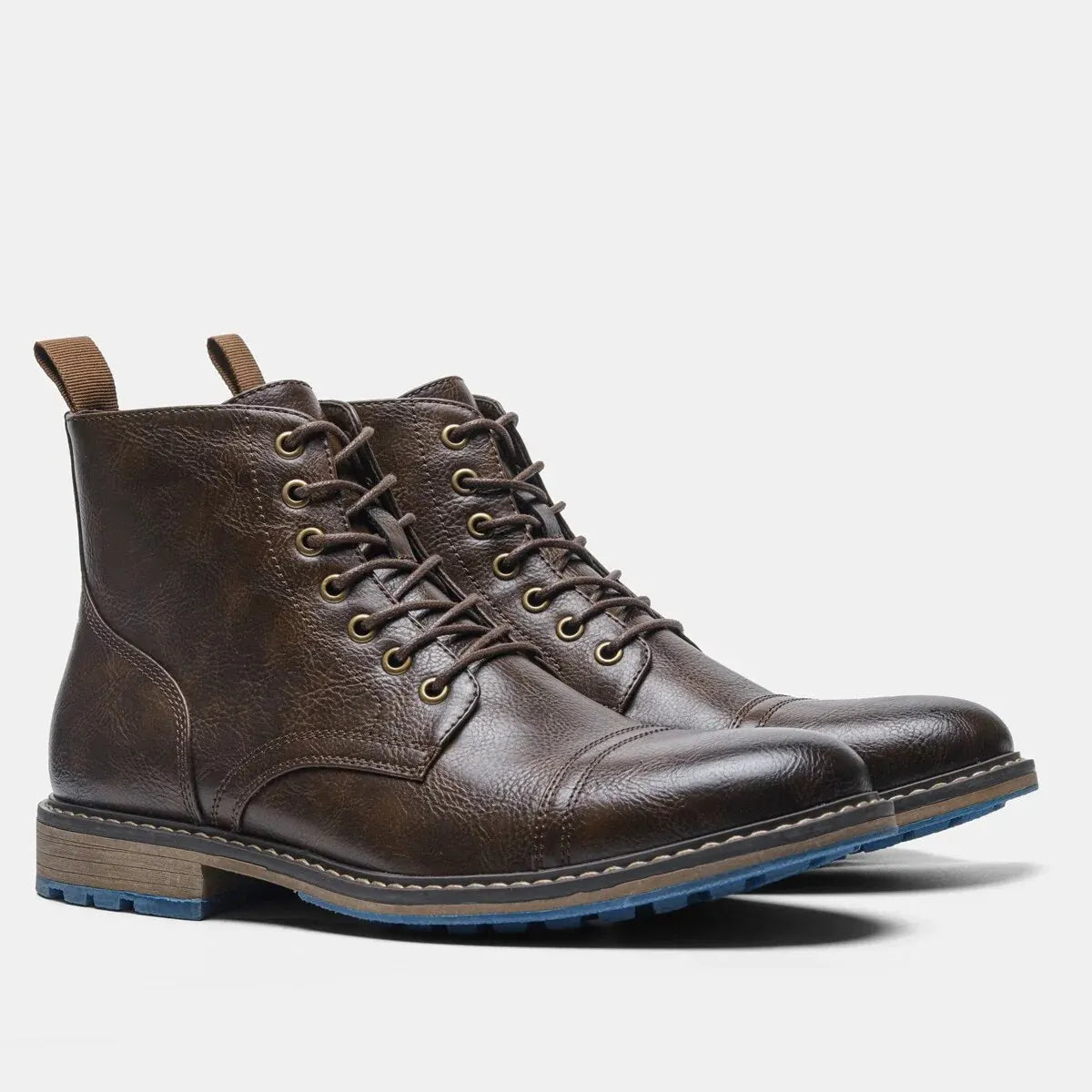 Erick: Botas de couro com atacadores para homem