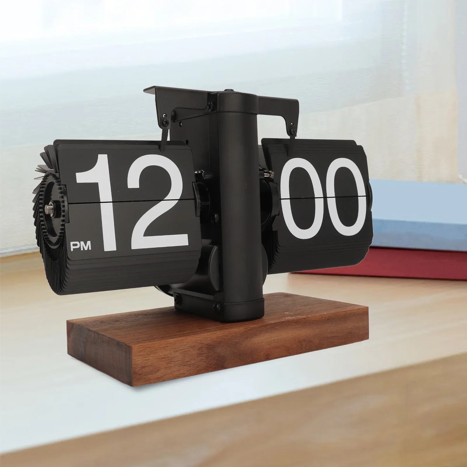 Reloj de Mesa Vintage Sara Retro con Pantalla Abatible – Funciona con Batería