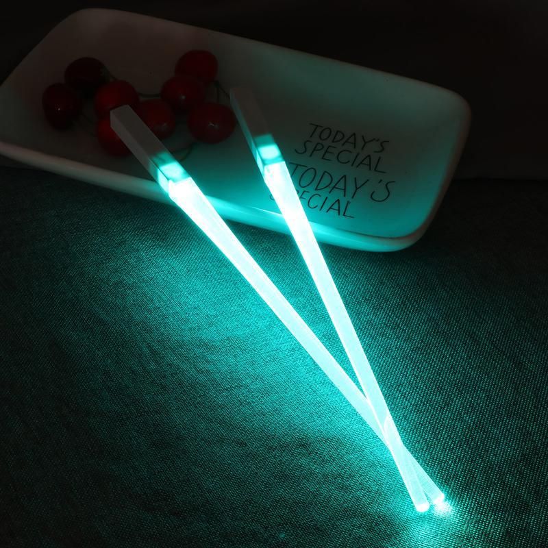 Les baguettes LED sont les plus cool.