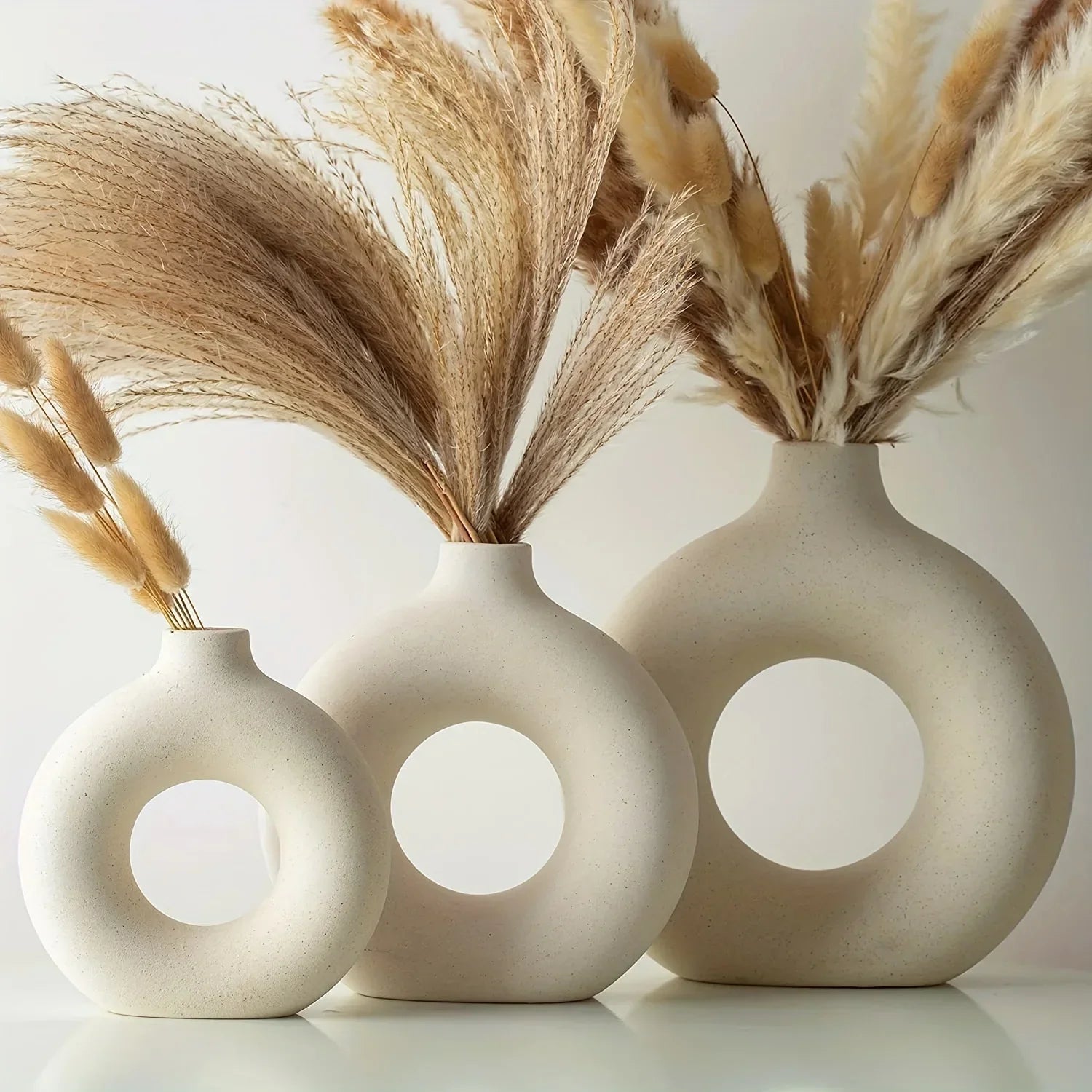 Minimalistisches Nordisches Donut Design Vase