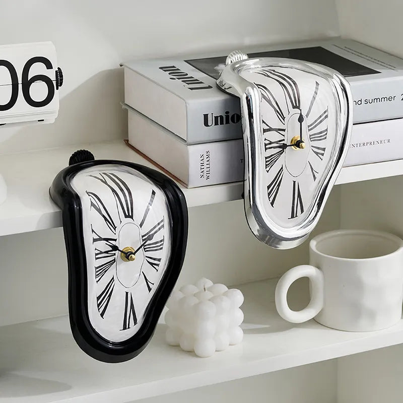 RELOJ DE PARED DERRETIDO