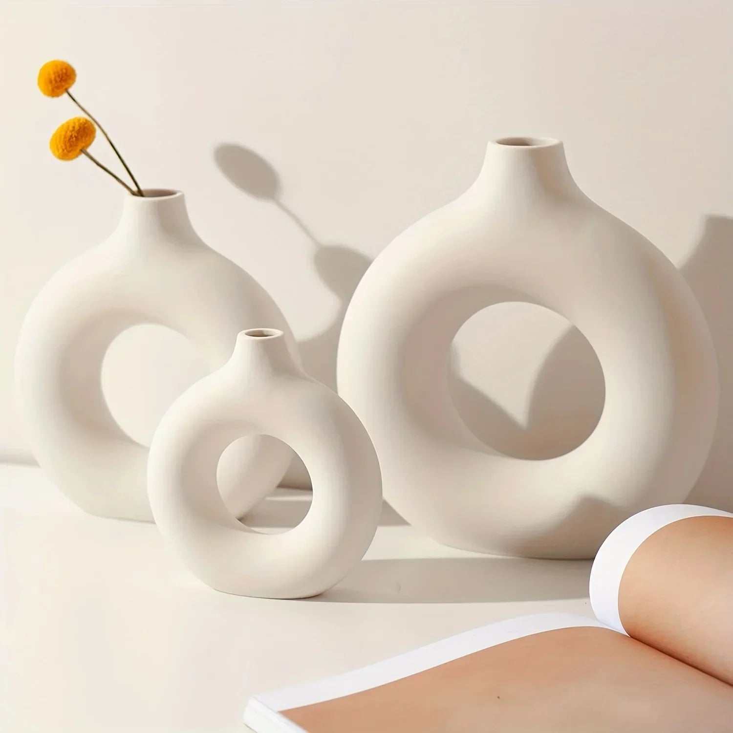 Minimalistisches Nordisches Donut Design Vase