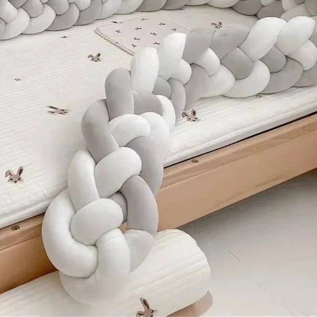 Baby Knot Bed Bumper & Nest - Hvit, lys grå og mørkegrå