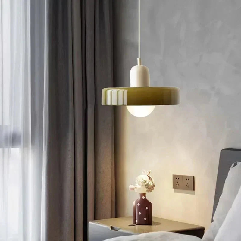 Candy Glow Big Pendant Lamp -kokoelma