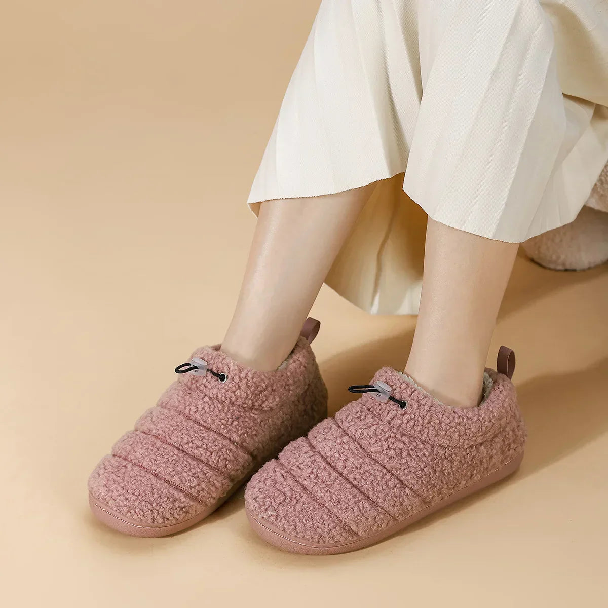 PlushHome - Pantuflas suaves y antideslizantes