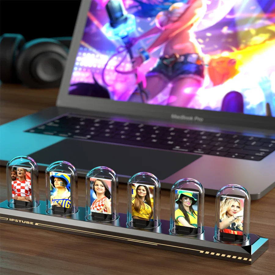 Aurora RGB Nixie Klok – LED Glow IPS Display voor Gaming & Thuisdecoratie