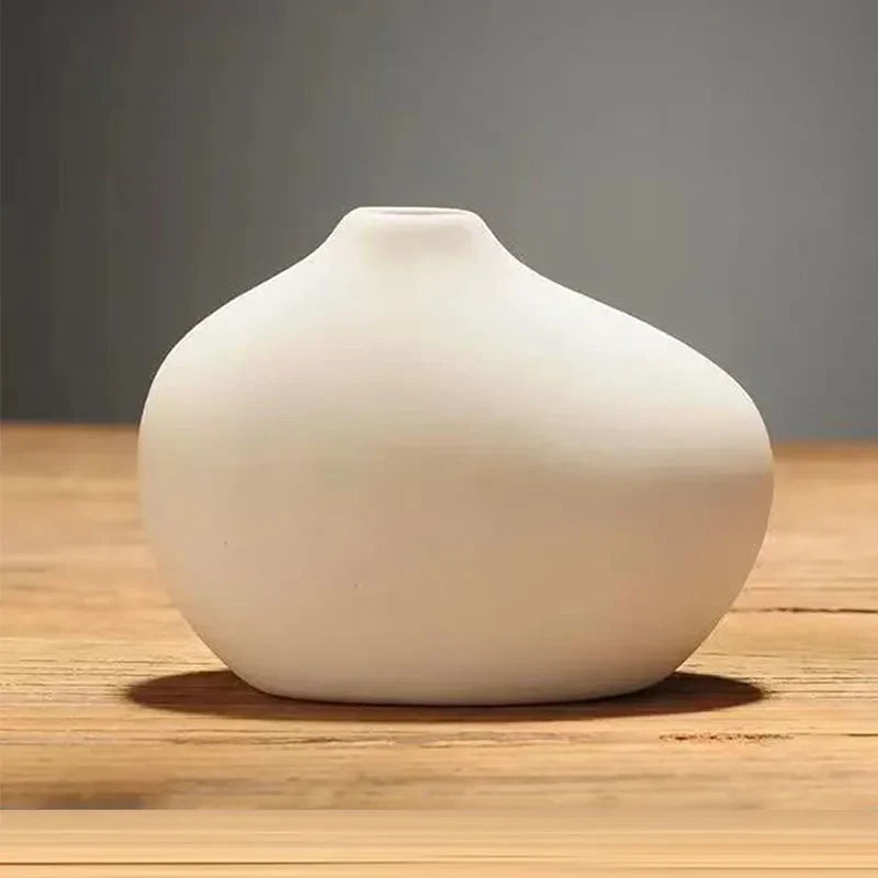 Einfach elegante weiße Vase