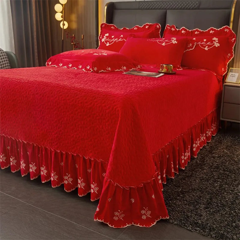 Cardinal Romance Bedding