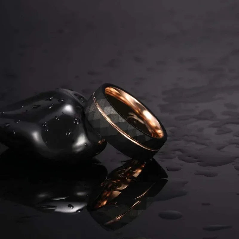 Bague en tungstène noir avec fente rose