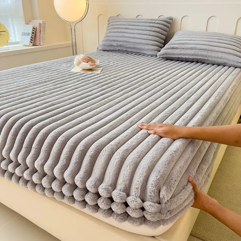 Purely Cloud Plush Bedding Set