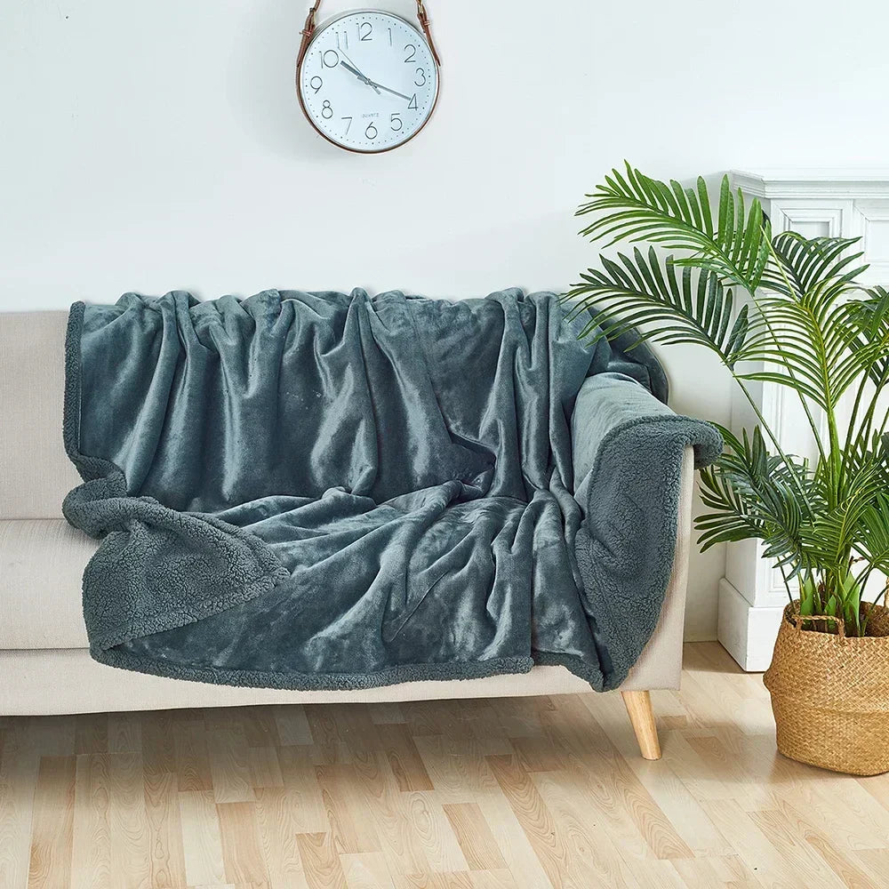 SnuggleSoft - Couverture Shaggy de luxe et imperméable pour la détente