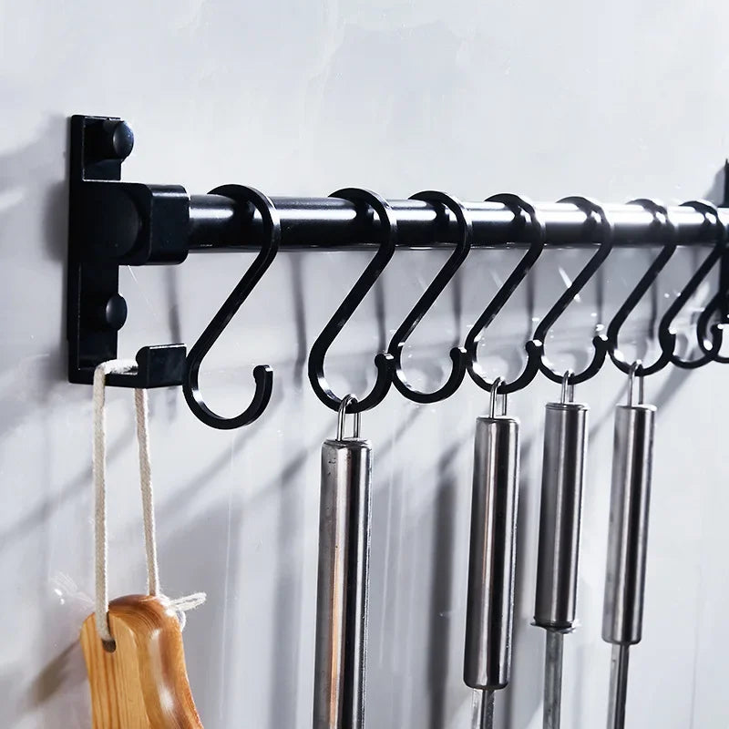 Ganchera de Cocina Negra Mate de Sara – Organizador de Utensilios de Cocina que Ahorra Espacio con Diseño de Aluminio Duradero