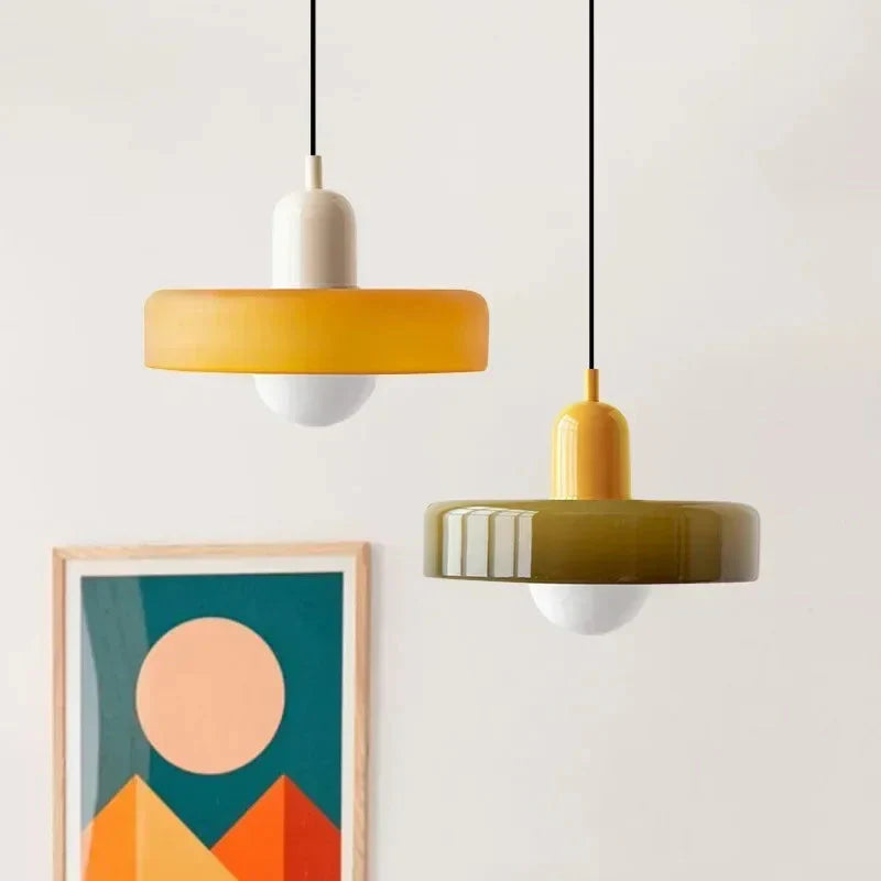 Candy Glow Big Pendant Lamp -kokoelma