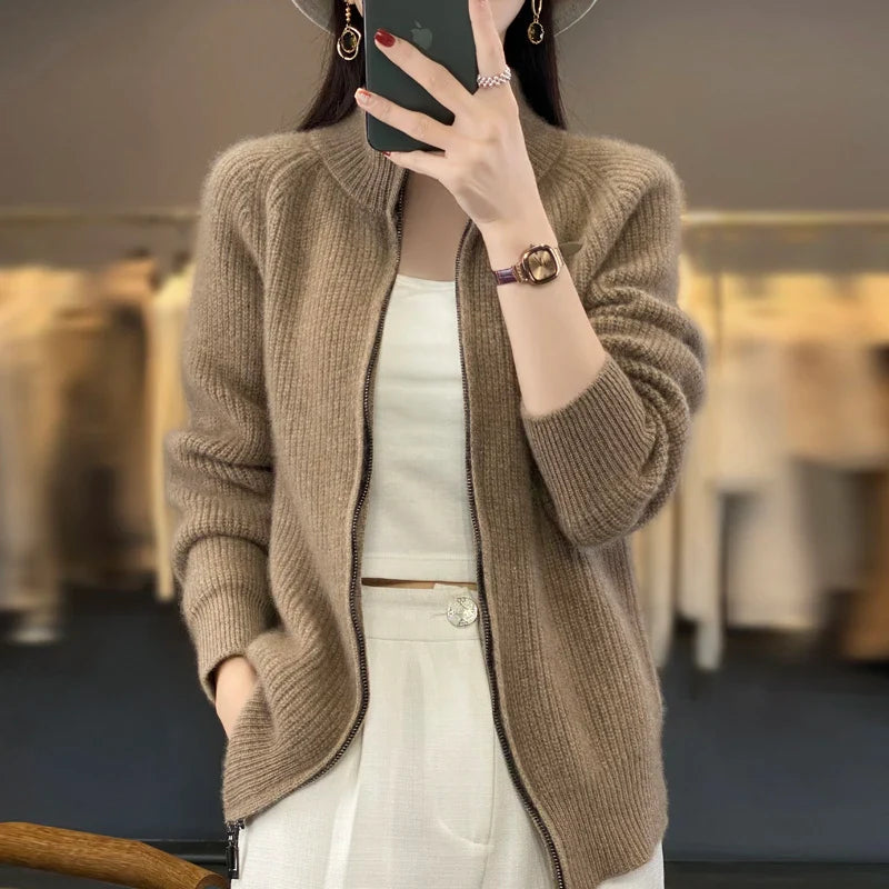 Cardigan/maglione con cerniera in 100% pura lana per donna