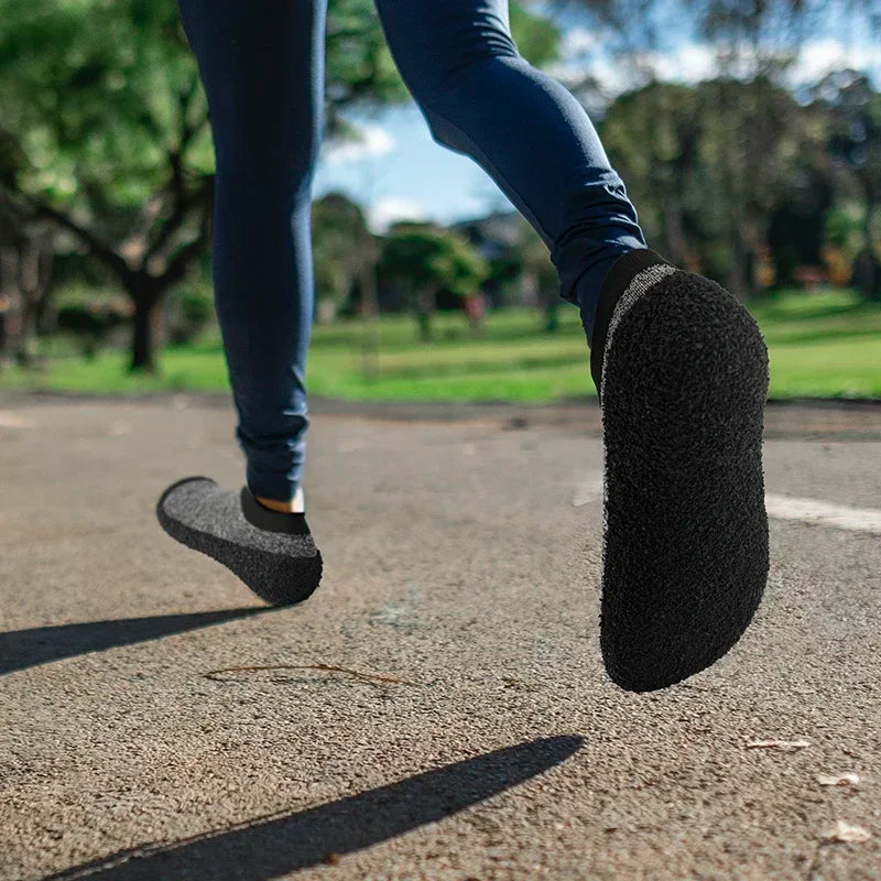 Calzini antiscivolo a piedi nudi - Comfort e stabilità