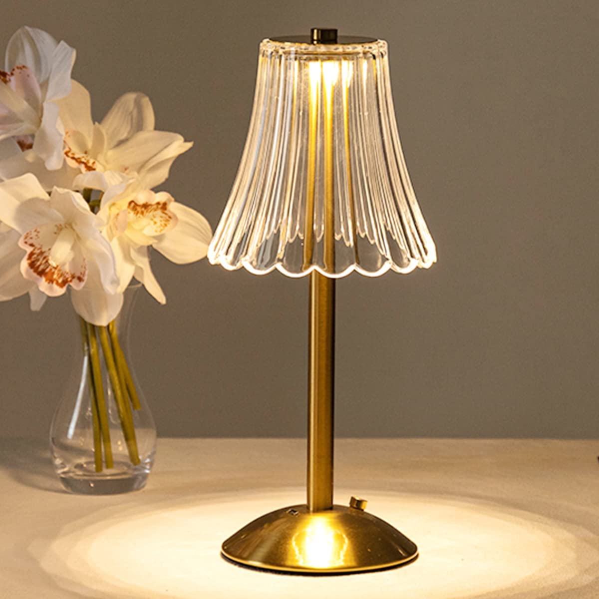 Vintage Golden Crystal Table Lamp