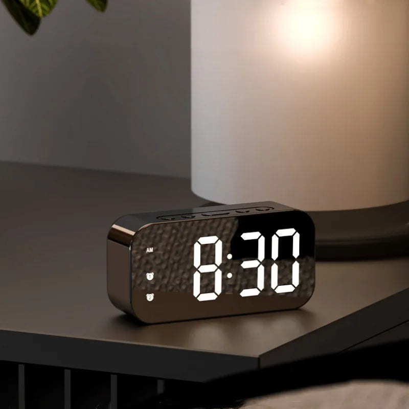 TimeGlow – Orologio a LED con display della temperatura e doppia funzione di allarme