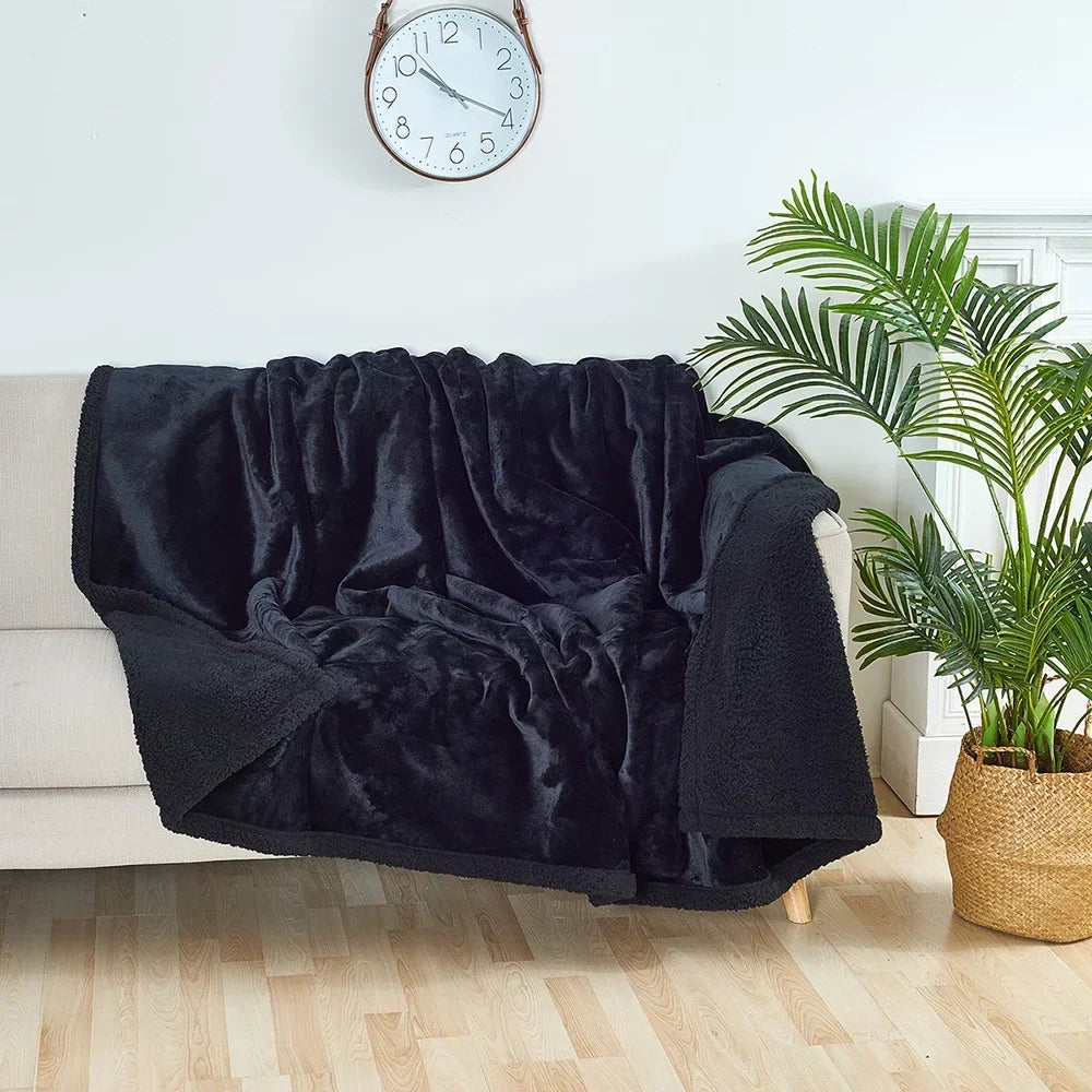 SnuggleSoft - Luxury Shaggy Blanket and Waterproof for Relaxation