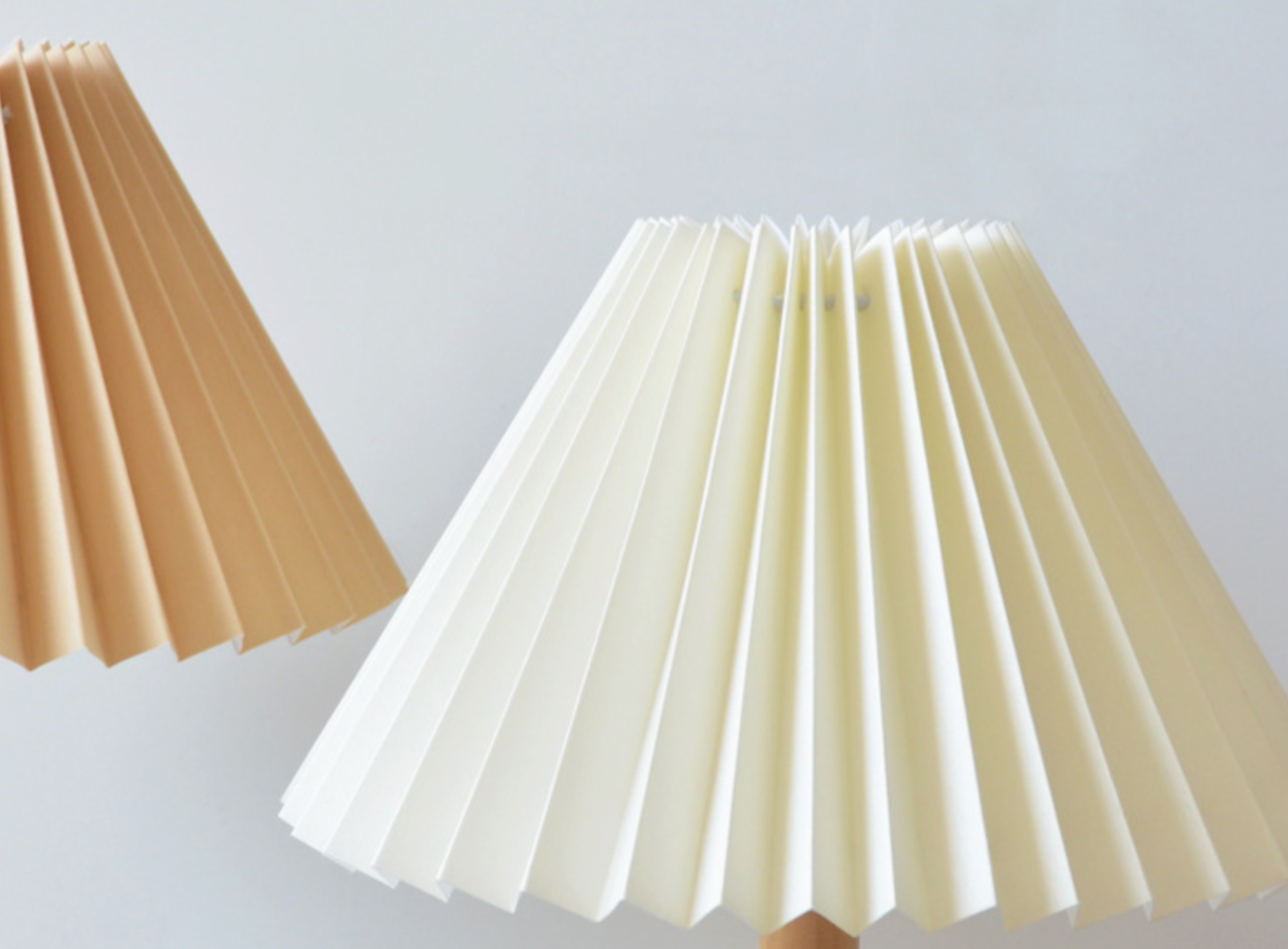 Korean Retro Pleated Table Lamp