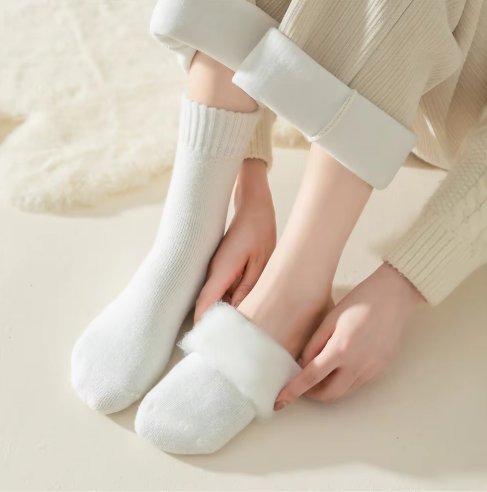 Essentiels d'Hiver Confortables : 3 Paires de Chaussettes en Laine pour Femmes – Douces, Chaleureuses et Ultra-Molles