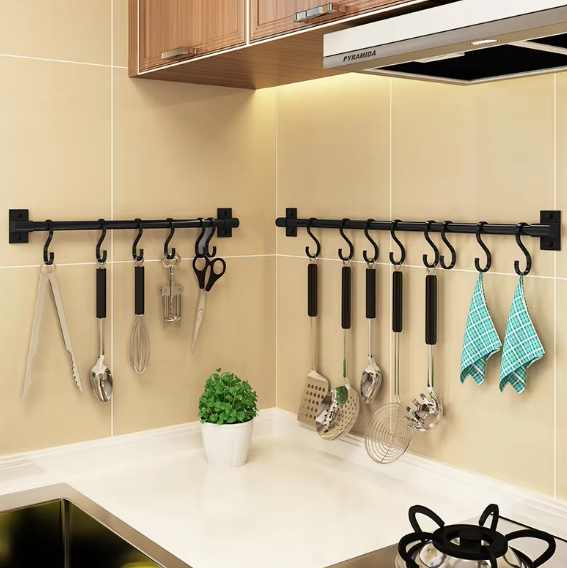 Sara’s Matt Black Kitchen Hook Rack – Space-Saving Kitchenware Organizer with Durable Aluminum Design